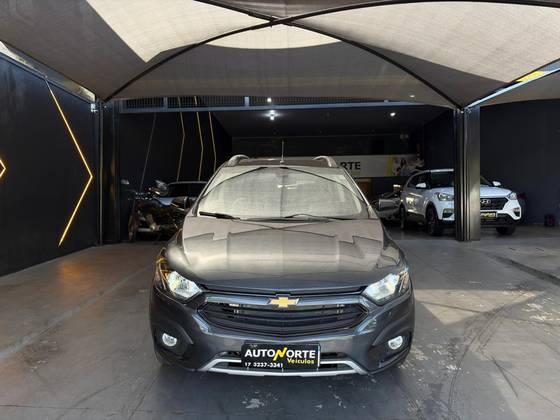 CHEVROLET ONIX 1.4 MPFI ACTIV 8V FLEX 4P AUTOMÁTICO